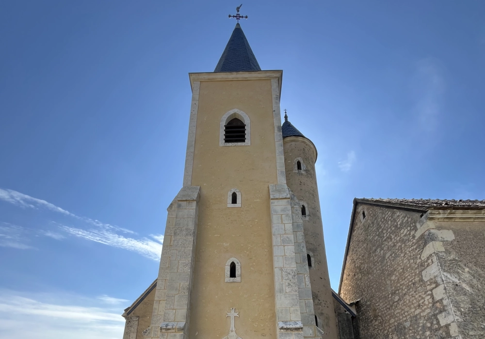 Façade clocher Trizay (28)